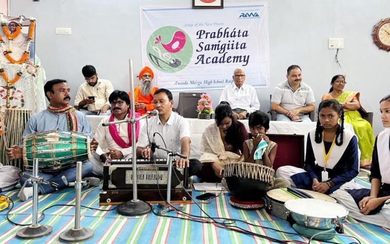 Prabhat Sangeet Academy, Spiritual Raga, Lay, Sur, Taal, Classicality, Sri Sri Anandmurthy ji, Acharya Arpitanand Avadhoot, Diocese Secretary, Anand Marg Pracharak Sangh, Baron Bazar, Raipur, Renosa Universal, Chairman Dr. Satyajit Sahu Chhattisgarh, Indrajit Sahu,  Siddhartha Dev, Dr. Purushottam Chandrakar, Acharya Dayasekharanand, H.L.  Broker Malti Parganiha, Bhukti Pradhan Chandrashekhar Chandrakar Art Guru Pran Deep, Kirti Yadav, Mayram Surjan School, Khabargali