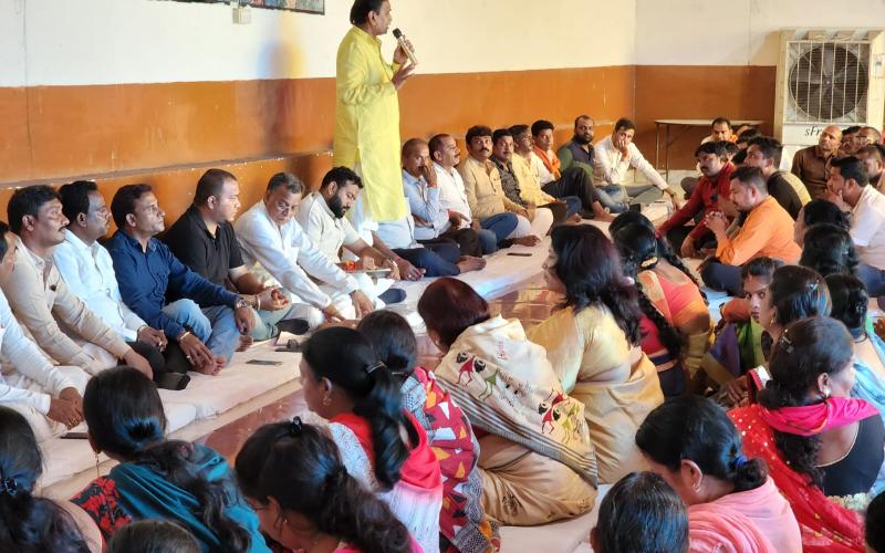 Gherao of Chief Minister's residence, Tejashwi Surya, Bharatiya Janata Yuva Morcha, former minister Rajesh Munat, Baghel government, Chhattisgarh, Khabargali