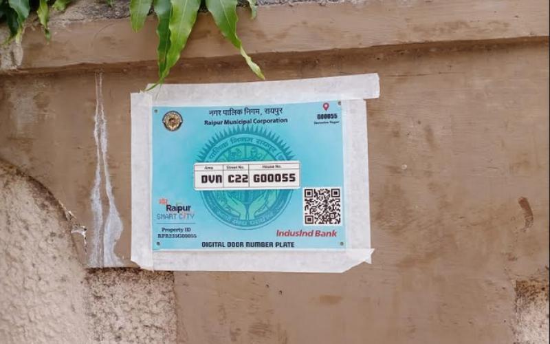 Digital door number, unique code will identify every house, Collector Sarveshwar Narendra Bhure, Mayor Ejaz Dhebar, Smart City Ltd., Raipur, Mayank Chaturvedi, door-to-door garbage collection, tap connection, conversion, building permission, regularization,  Essential Services, Police, Ambulance, Fire Brigade, Khabargali