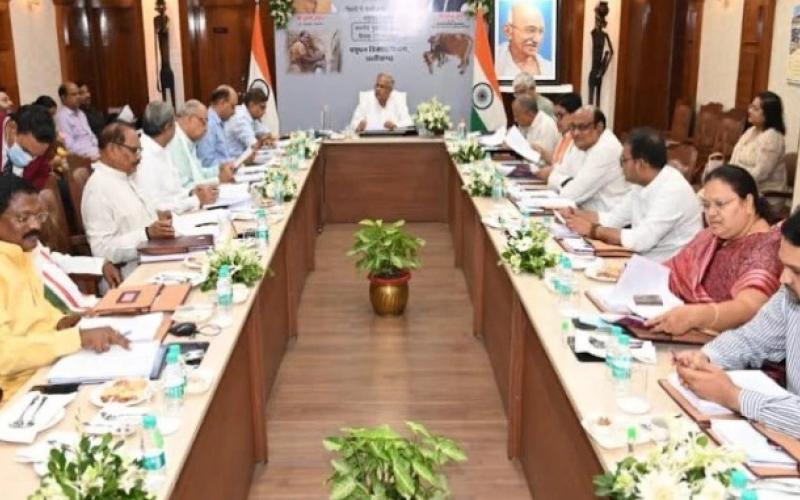 Bhupesh cabinet meeting, important decisions, teachers will be recruited, Chhattisgarhia Olympics, farmers, vyapam, scheduled castes, tribes, solar pumps, horticulture works, fisheries, cow rearing, Chief Minister Bhupesh Baghel, Chhattisgarh, Khabargali