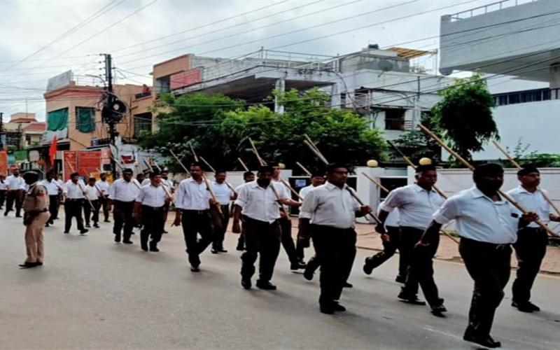 Vijayadashmi, Sangh did weapon worship, path movement, RSS, Raipur, Khabargali