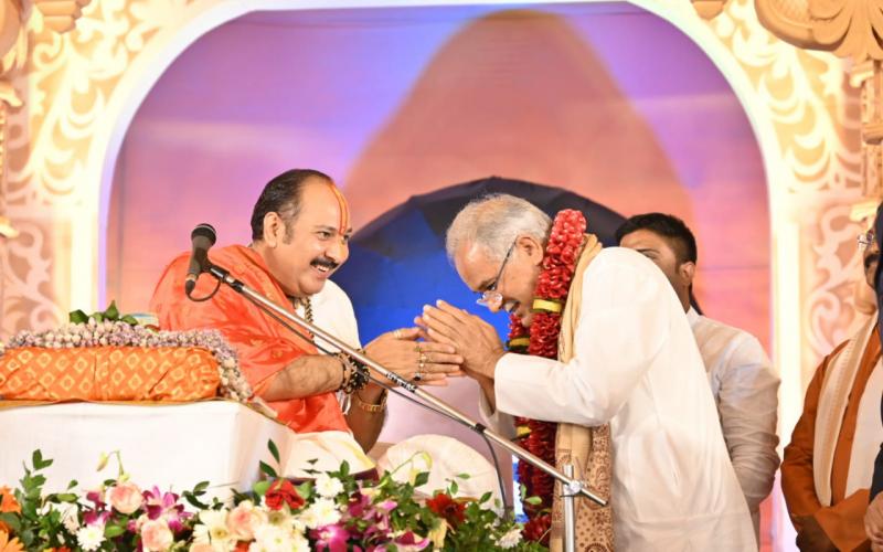 Shiv Mahapuran story, Narrator Pandit Pradeep Mishra, Chief Minister Bhupesh Baghel, Dahi Handi Maidan located in the capital Raipur, Gudiyari, Basant Agarwal, Chhattisgarh, news