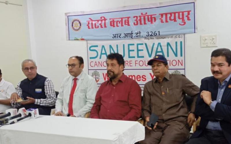 Free cancer consultation and check-up camp, Bharat Petroleum, 75th Amrit Mahotsav of Independence, Rotary Club Raipur, Rotary Club North Raipur, Sanjivani Cancer Care Foundation, Dr. Yusuf Memon, Raipur, Chhattisgarh, Khabargali