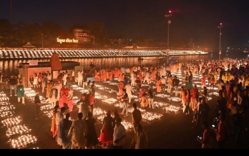 Mahashivaratri, 18 lakh 82 thousand diyas lit together on the banks of Kshipra river in Ujjain, world record, khabargali