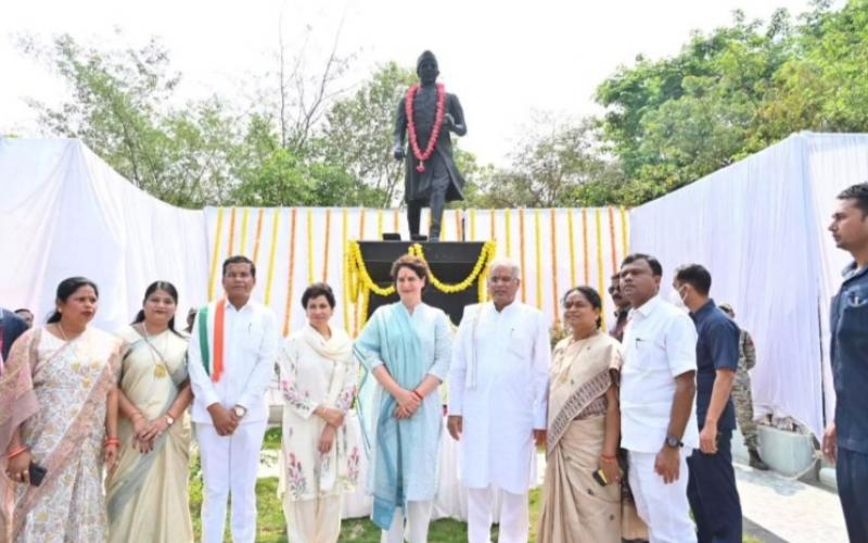 Priyanka Gandhi, offering prayers at Maa Danteshwari Temple, Lalbagh, welcomed in Bastariya style, Jagdalpur, conference of trust, National General Secretary of Congress, Pandit Jawaharlal Nehru, Chhattisgarh, News, khabargali