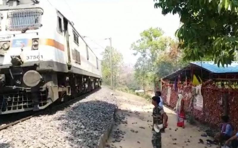 Marhi Mata Temple, Aradhana Shakti Peeth, Gorela-Pendra-Marwahi of Chhattisgarh, between Khongsara and Khodri railway station on Bilaspur-Katni rail route, train accident, tribal, news,khabargali
