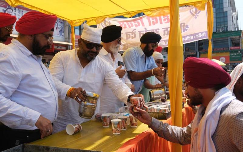 Chhattisgarh Sikh Council, Martyr's Sartaj and Shantipunj Guru Arjun Dev Ji, Martyrdom Day, Meetha Chabeel distribution, Sushil Sunny Agarwal, Chhattisgarh Building and other construction workers welfare board, Satnam Singh Panag, Parminder Singh Bhatia, Harmeet Singh Hora, Harminder Singh Gurudutt  , Raipur, Chhattisgarh, Khabargali