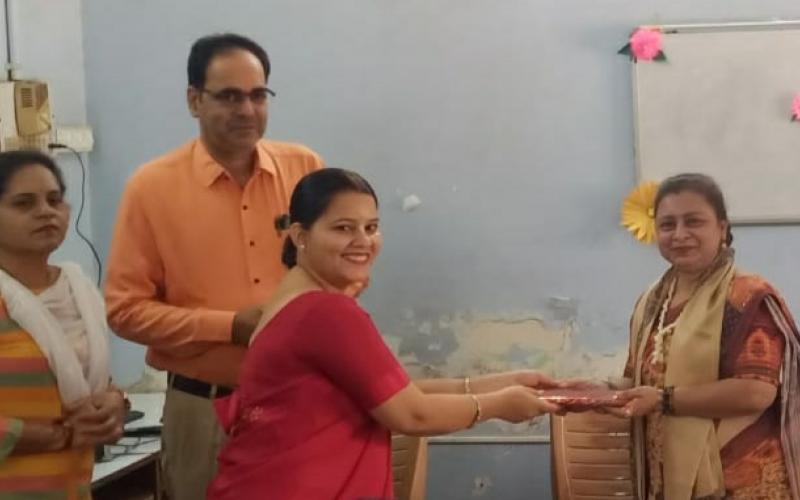 Motivational speaker Dr.  Manjari Bakshi, Sant Dnyaneshwar School, Maharashtra Board, Principal Manish Govardhan, Bharti Sehgal, from Raipur, Chhattisgarh, news,khbargali