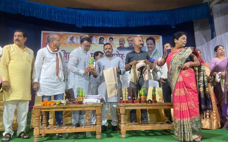 Honor ceremony of Mitanins, Sushil Sunny Agarwal, Chhattisgarh Building and other construction workers welfare board, Khabargali