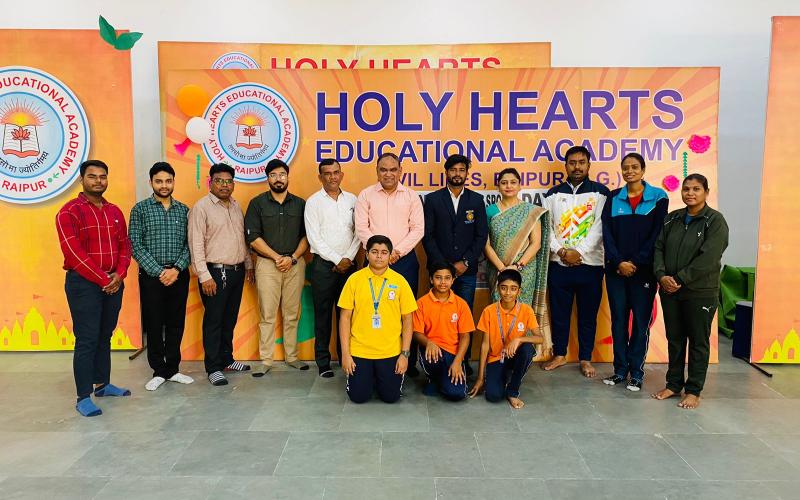 Sports competition organized in Holy Hearts Vidyalaya on the occasion of International Sports Day, Principal Neepa Chauhan, Sports Teacher Mr. Chandan Mehra, Raipur, Chhattisgarh, Khabargali