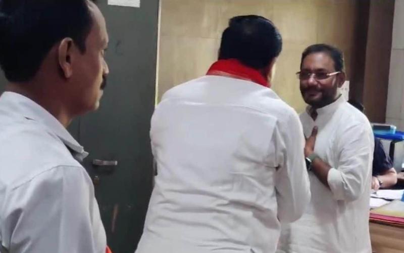 Chhattisgarh's PHE Minister Guru Rudra Kumar, Congress candidate from Navagarh assembly constituency, Rajmahant Dayal Das Baghel, BJP, Assembly elections, Khabargali.