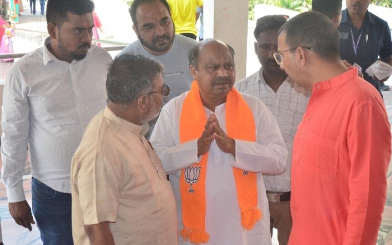 BJP candidate from Raipur North Assembly Constituency Purandar Mishra, Chhattisgarh Assembly Elections, Khabargali