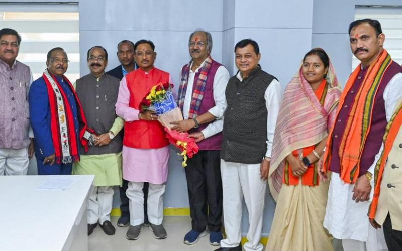 Ministers' portfolios divided, Chhattisgarh, Khabargali