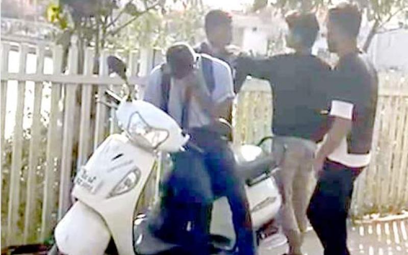 Gupti attack on school student, two youths arrested, Rajdhani, Raipur, Khabargali