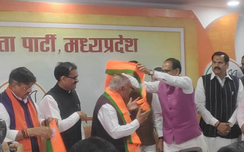 Many senior leaders including former MP Suresh Pachauri and Gajendra Singh joined BJP, MP, Khabargali