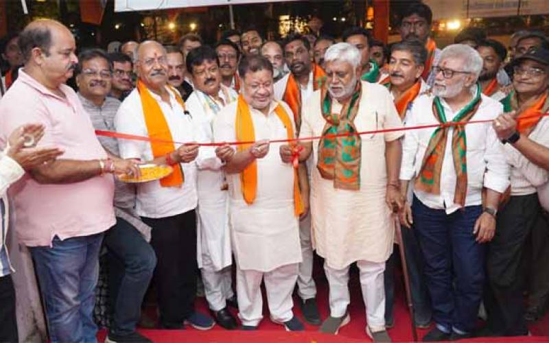 Cabinet Minister and Raipur Lok Sabha candidate Brijmohan Aggarwal addressed the South Assembly Workers Conference, Raipur, Chhattisgarh, Khabargali.