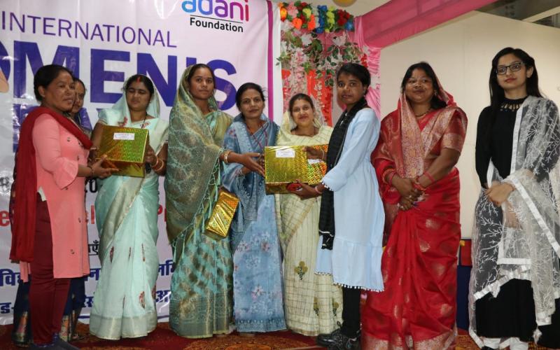 Women's Day celebration of Adani Foundation gave the message of empowerment, more than 300 women participated. Adani Skill Development Center located in Ambikapur, Udaipur block, Village Salhi, Chhattisgarh, Khabargali.