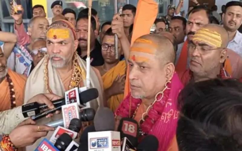 It is a sin to vote for a government which does not stop cow slaughter, Shankaracharya said - Make cow the mother of the nation, Bharat Bandh on 10th and Parliament march on 14th, Cow, Geeta, Ganga and religious conversion, Chhattisgarh, Khabargali