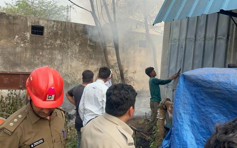 Fire broke out in an incense stick manufacturing factory, as soon as the summer season arrives, incidents of fire have started, Raipur, Chhattisgarh, Khabargali