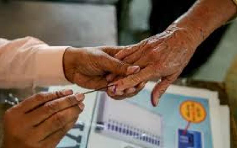 Home voting for voters of 85+ age group and Divyang category on 18 and 19 April, Election Commission of India, Khabargali