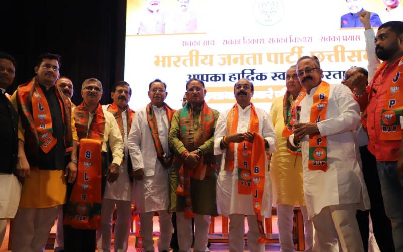 Congress stalwarts including Shishupal Shori join BJP, a day before Bastar elections, more than 700 people join BJP again, Chhattisgarh, Khabargali