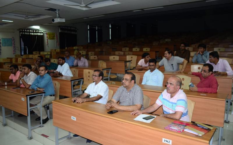 Today Indian Medical Association Raipur Branch, Hospital Board IMA Raipur President Dr Anil Jain and IMA Raipur General Secretary Dr Digvijay Singh, Chhattisgarh, Khabargali