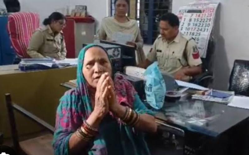 Woman caught with 7 kg cow meat in Raipur, local cow servants complained latest news Hindi news khabargali 