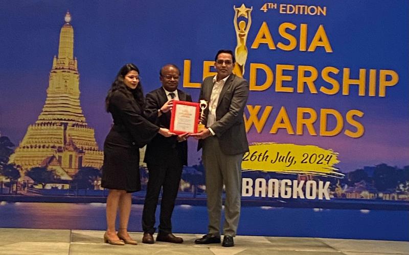 Abhijeet Sharma won the international leadership award of "Entrepreneurial Mentor of the Year", International Leadership Award of "Entrepreneurial Mentor of the Year" by "Asia Leadership Federation" in a grand ceremony held in Bangkok, Thailand, Chief Operating Officer, Incubation and Entrepreneurship at Kalinga University, Raipur, Raipur, Chhattisgarh, Khabargali