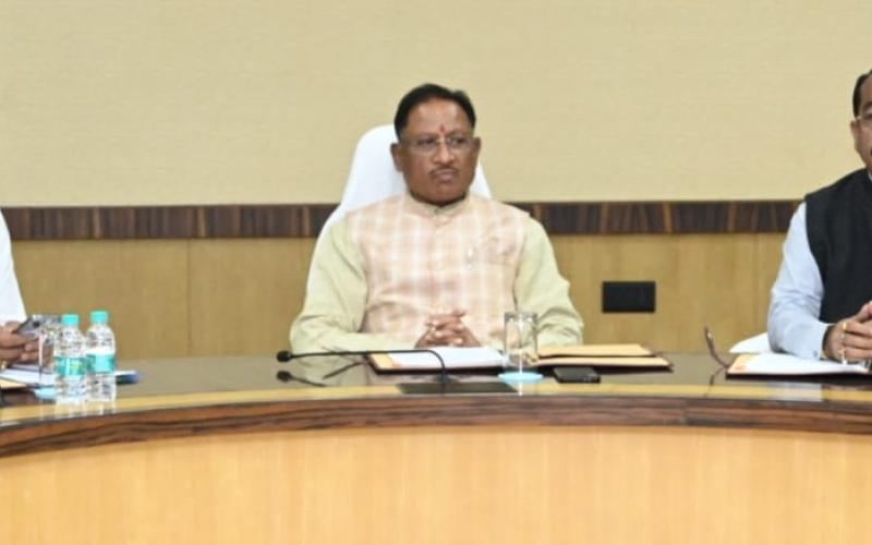Chhattisgarh Government takes major action on Chief Minister's instructions, 6 EEs suspended for negligence in Jal Jeevan Mission works, notice to 4, negligence in Jal Jeevan Mission works will not be tolerated: Deputy Chief Minister Shri Arun Sao,, Khabargali