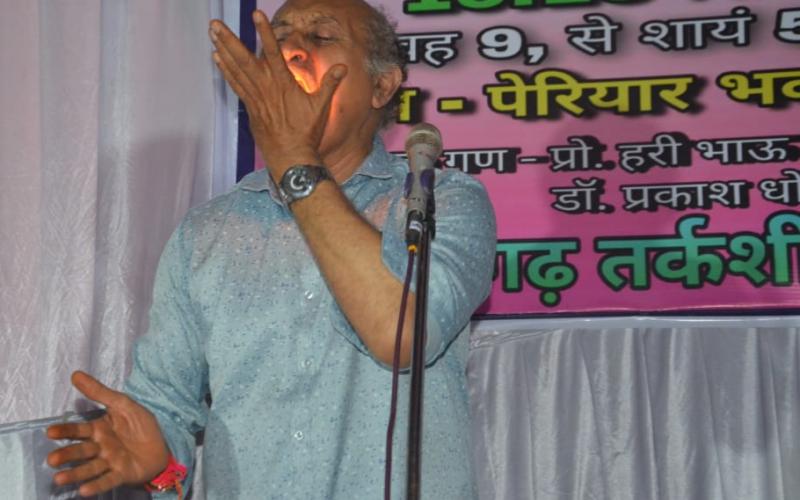 Workshop on scientific truth on miracles, Prof. Hari Bhau Pathode and Prof. Ravi Khanvilkar along with Dr. Pradeep Dhote guide, wrong beliefs, orthodoxy, witchcraft, putting hands on fire, eating fire, women getting possessed by ghosts, walking on fire, Raipur, Chhattisgarh, Khabargali