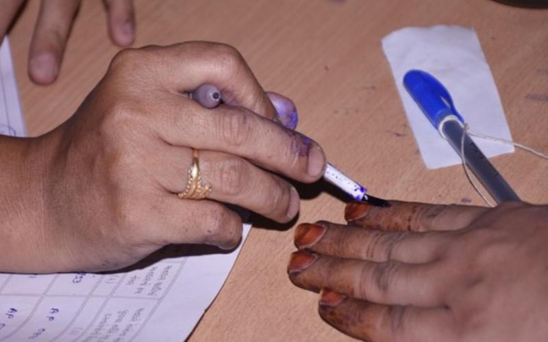 Formation of 9 flying squads and 12 SSTs to monitor Raipur South Assembly by-election. Cg News latest news cg by election 