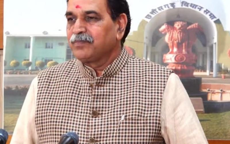 Strict stance on illegal plotting of agricultural land, new rules will be implemented, illegal registration of agricultural land above 5 decimels will be banned, action will be taken against those doing illegal plotting, quality of beautification works of Budha Talab will be checked, BJP MLA Rajesh Munat expressed gratitude for the announcement, Raipur, Chhattisgarh, Khabargali