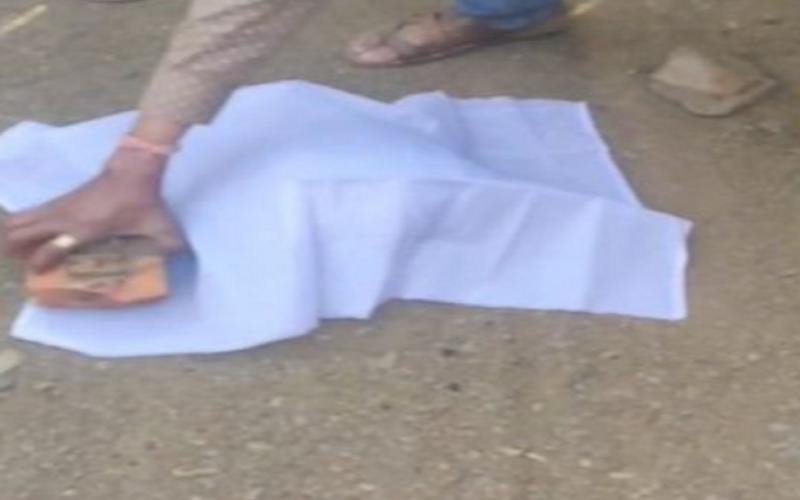  दर्दनाक हादसा माजदा से टकराई स्कूटी, युवक का सिर धड़ से हुआ अलग  खबरगली Tragic accident: Scooty collides with Mazda, young man's head severed from body  cg news cg big news cg hindi news cg latest news khabargali 
