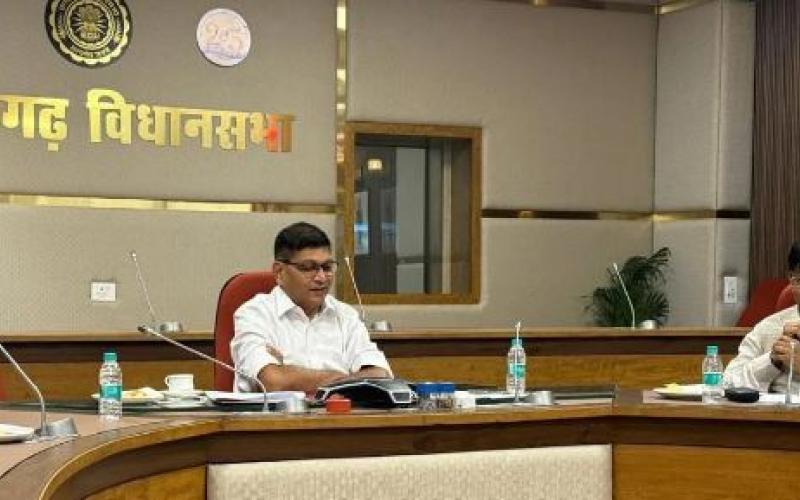 सड़क पर बर्थडे मनाना, भंडारा करना व पंडाल लगाने पर दर्ज हो सकती है FIR खबरगली FIR can be registered for celebrating birthday, holding bhandara and setting up pandals on the road.  cg news cg big news hindi news cg latest news cg latest news khabargali 