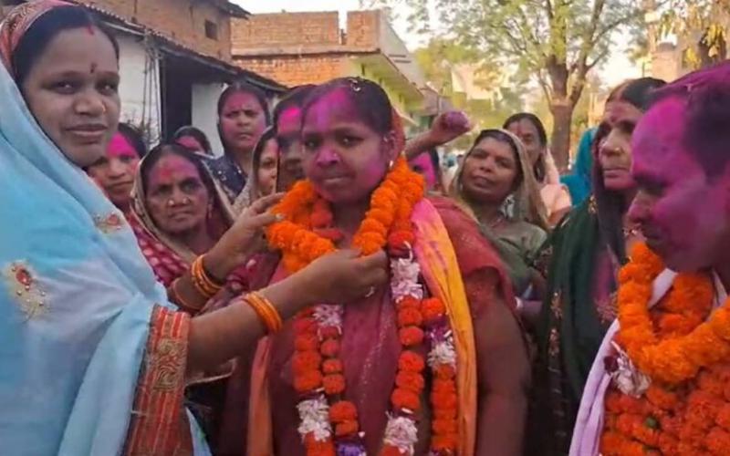 नवनिर्वाचित महिला सरपंच की मौत, पूरे गांव में शोक की लहर  खबरगली Death of newly elected female sarpanch, wave of mourning in the entire village  cg news cg big news hindi news cg latest news khabargali 