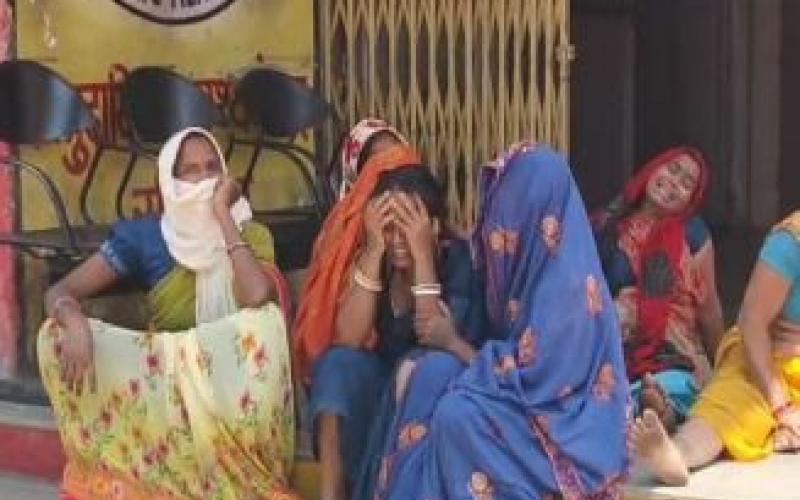 बालिका खेल-खेल में पी गई तारपीन का तेल, मौके पर ही हो गई मौत खबरगली  The girl drank turpentine oil while playing and died on the spot   cg news cg big news latest news ambikapur news khabargali 