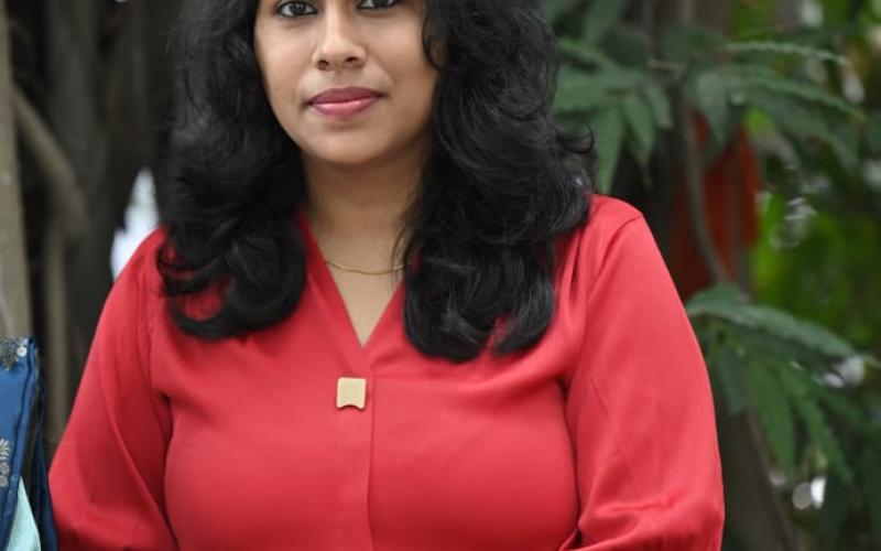 Jiteshwari received her Ph.D. from Hemchand Yadav University, Durg, her thesis is 'Challenges of the twenty-first century and the study of the changing structure and sensibility of Hindi stories, in the context of the stories of Kiran Singh, Tarun Bhatnagar, Uma Shankar Chaudhary, Jyoti Chawla and Divya Vijay', Raipur, Chhattisgarh, Khabargali