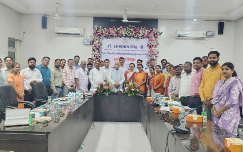 Dr. Ram Pratap Singh said that every worker should get benefits, Chhattisgarh Building and Other Construction Workers Welfare Board, Raipur, Chhattisgarh, Khabargali