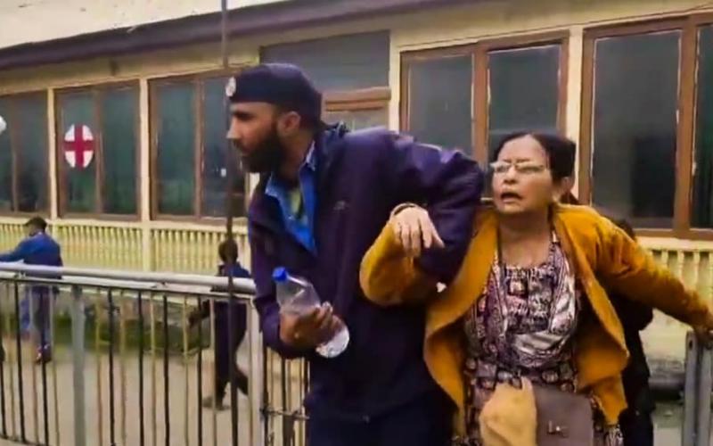 Terrorists killed 30 tourists in Pahalgam, the biggest terrorist attack after Baisaran Valley, Pulwama, he is not a Muslim, shoot him... terrorists attacked after asking his name, Pahalgam, Srinagar, Khabargali