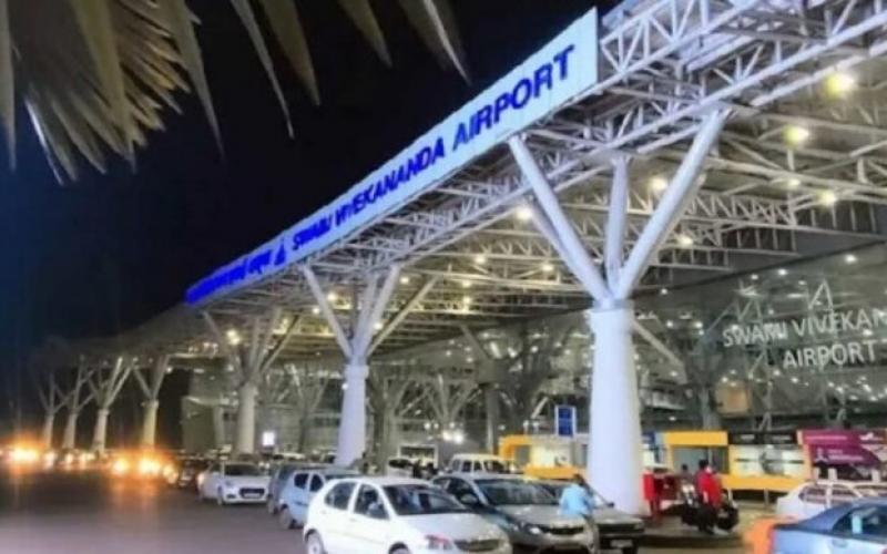 Security beefed up at Raipur airport, high alert issued latest news hindi News Raipur News khabargli 