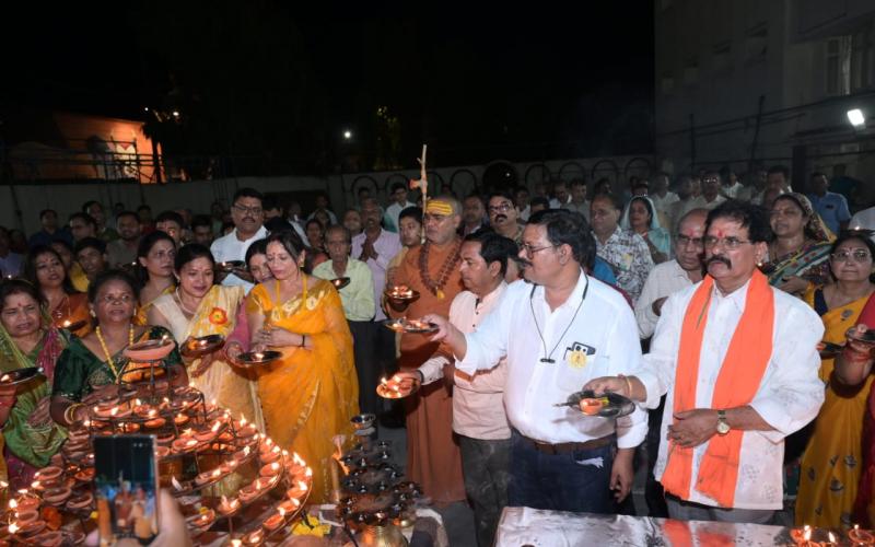 Mahaarati of Lord Shri Parashuram Ji with 1100 lamps - Grand event of World Brahmin Federation, Arvind Ojha, State President, World Brahmin Federation Chhattisgarh, Raipur, Khabargali