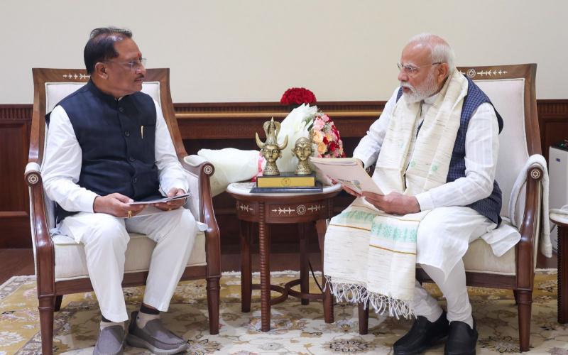 Chief Minister Shri Vishnudev Sai met Prime Minister Shri Narendra Modi – Chhattisgarh's development got a new momentum; Prime Minister Modi was invited to attend the 'Amrit Silver Festival' on November 1, New Delhi, Khabargali