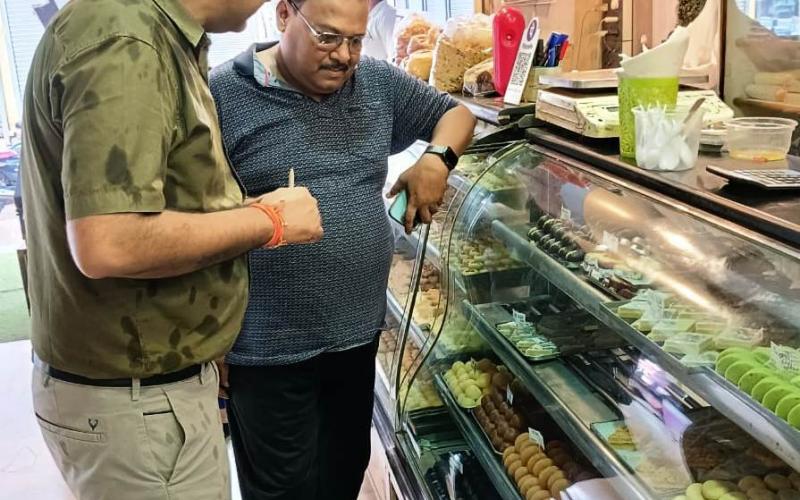 Inspection of hotels, dhabas and street food vendors under Bane Khabo-Bane Rahibo campaign More than 55 samples taken by mobile laboratory vehicle Raipur, Kanker, Chhattisgarh, Khabargali, State Government's Public Health and Family Welfare Department and Controller, Food and Drug Administration