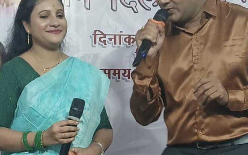 Audience danced to the musical program 'Gaane Dil Se Dil Tak' of Kayastha Cultural Group, patron of the group and Chairman of Food and Civil Supplies Corporation Mr. Sanjay Srivastava and his wife Mrs. Shweta Srivastava, Raipur, Chhattisgarh, Khabargali