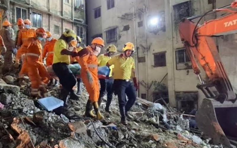 Building collapses in Maharashtra's Palghar, 8 people dead accident News hindi News khabargali 