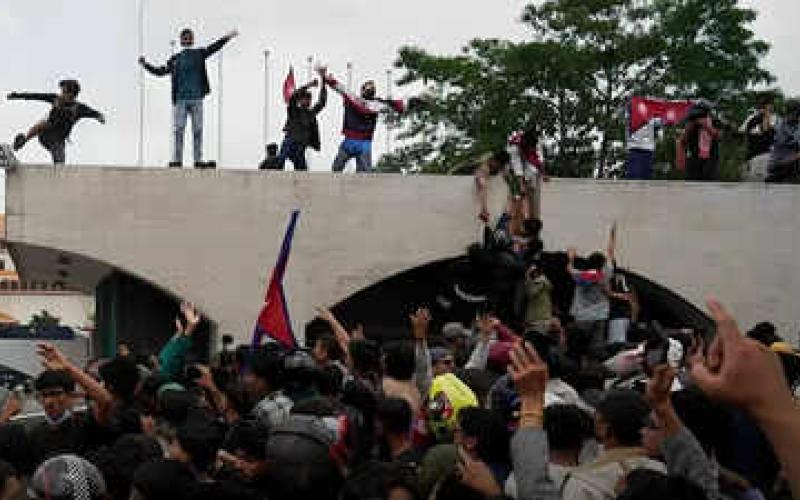 Ruckus in Kathmandu, protesters turned violent when social media was banned in Nepal, 22 dead, 250 injured; Home Minister Ramesh Lekhak resigned, Khabargali,
