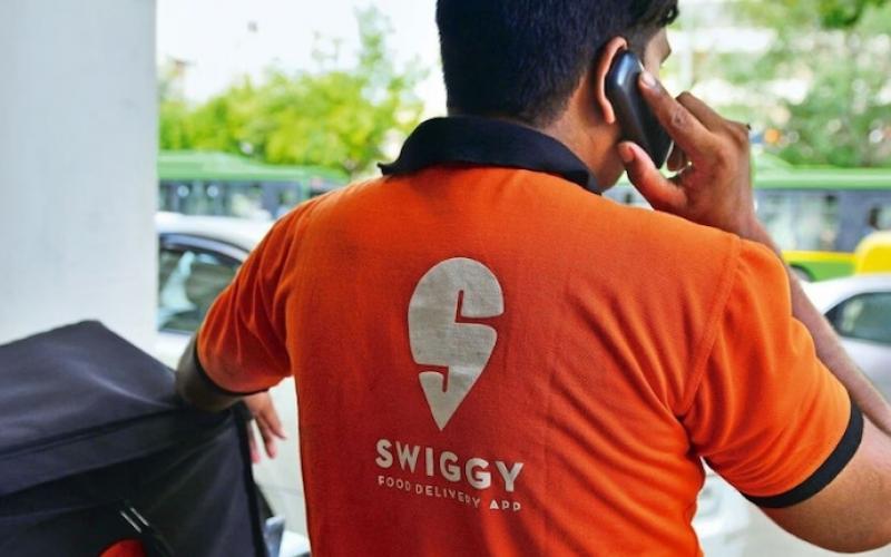 Swiggy increased the platform fee, you will have to pay 15 rupees on every order hindi News big News latest News khabargali 