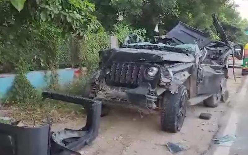 Thar car crashes into a divider in Haryana, killing 2 boys and 3 girls hindi News big News latest News khabargali 