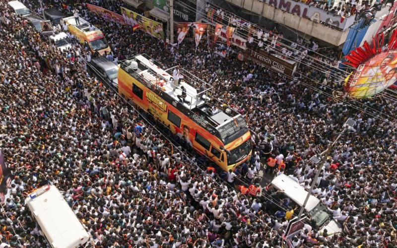 Stampede at actor Vijay's rally in Karur; death toll rises to 39, 51 admitted to ICU big News latest news khabargali 