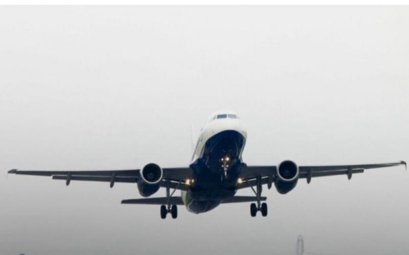 Bomb threat to IndiGo flight from Mumbai to Delhi, airport put on emergency alert hindi News Big News latest news khabargali 